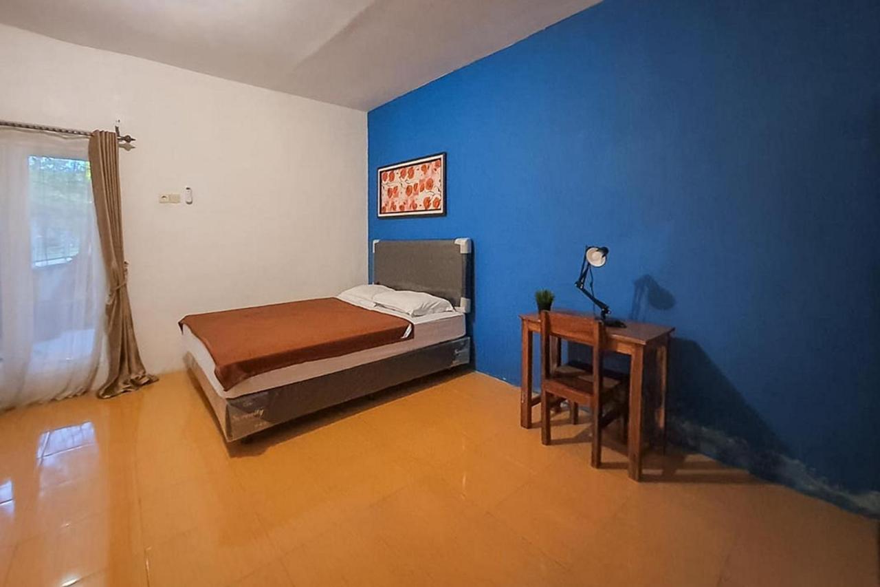 Syafa Homestay Syariah Mitra Reddoorz Tuban  Dış mekan fotoğraf