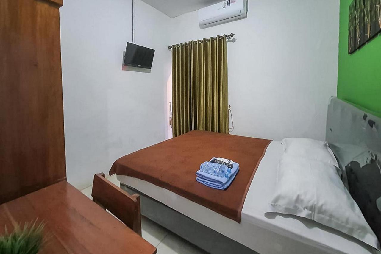 Syafa Homestay Syariah Mitra Reddoorz Tuban  Dış mekan fotoğraf